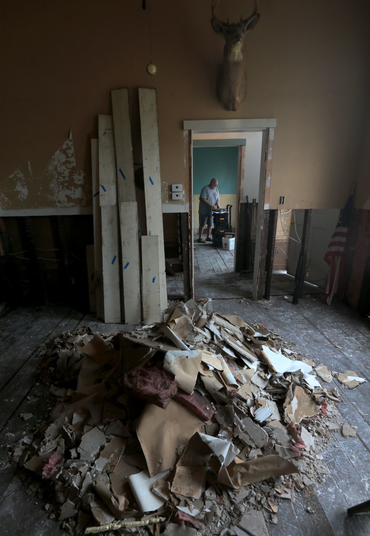 Clean up from the flood starting in Grafton